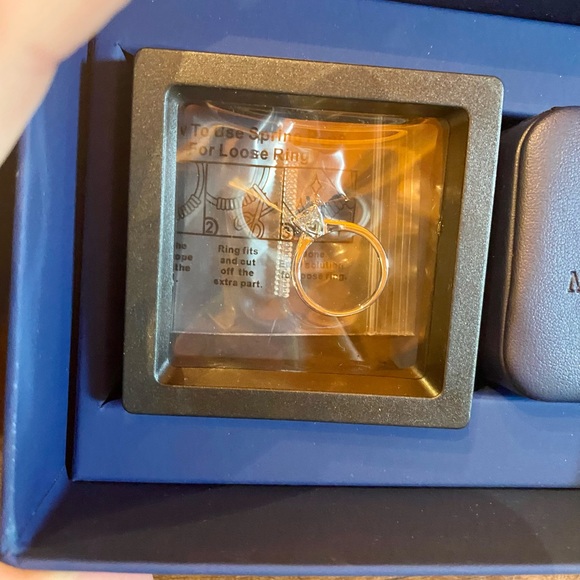 🌟MomentWish 1 Carat Moissanite Engagement Ring🌟  NIB - Picture 7 of 15